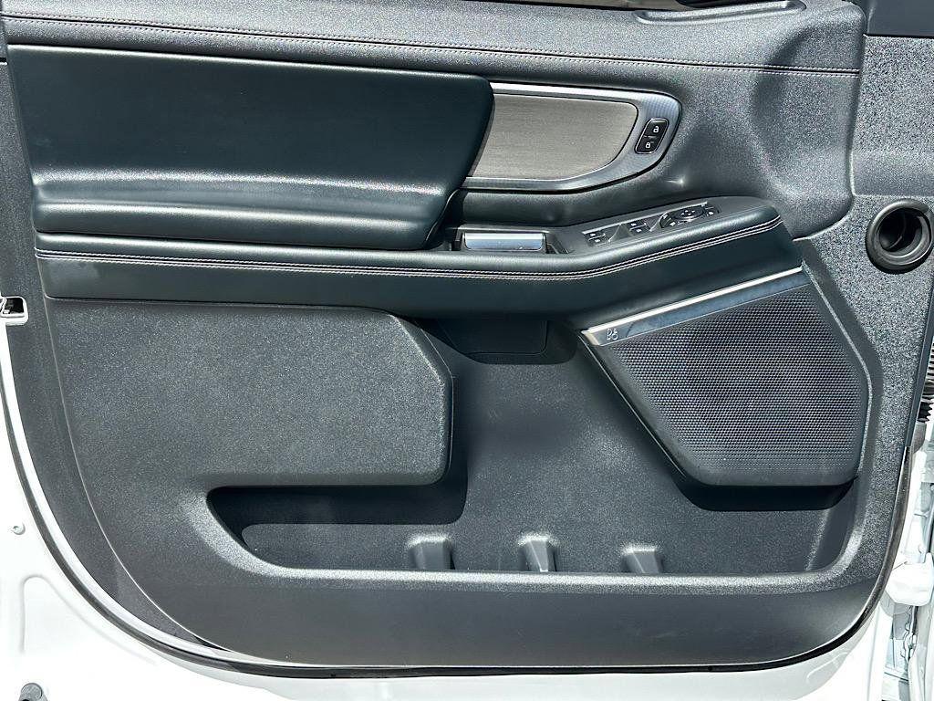used 2025 Ford Expedition Max car, priced at $58,498