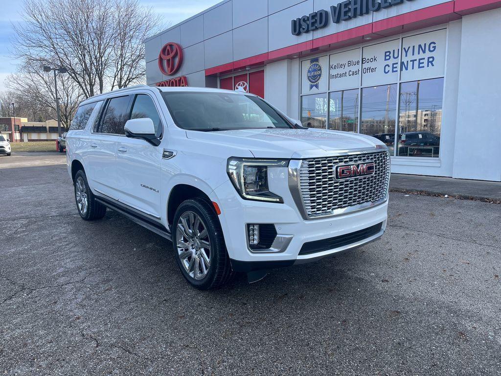 used 2021 GMC Yukon XL car, priced at $42,269