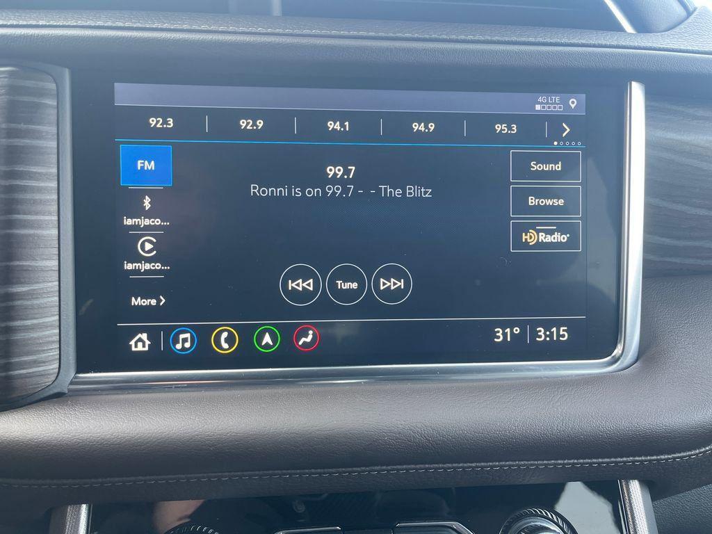 used 2021 GMC Yukon XL car, priced at $42,269