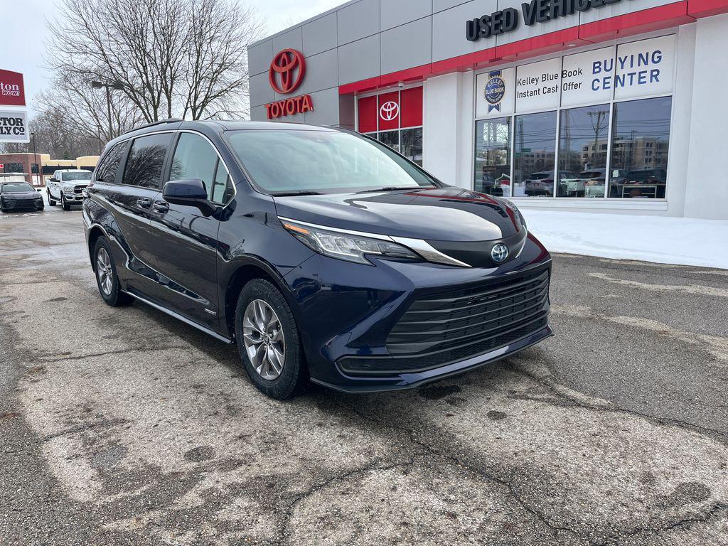 used 2021 Toyota Sienna car, priced at $31,650