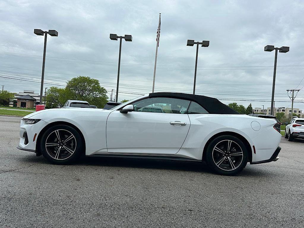used 2025 Ford Mustang car, priced at $34,266