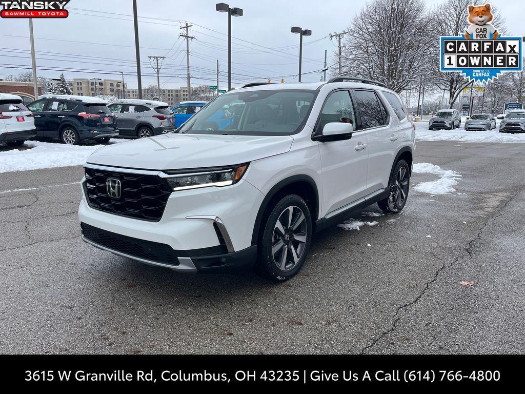 used 2025 Honda Pilot car, priced at $39,678