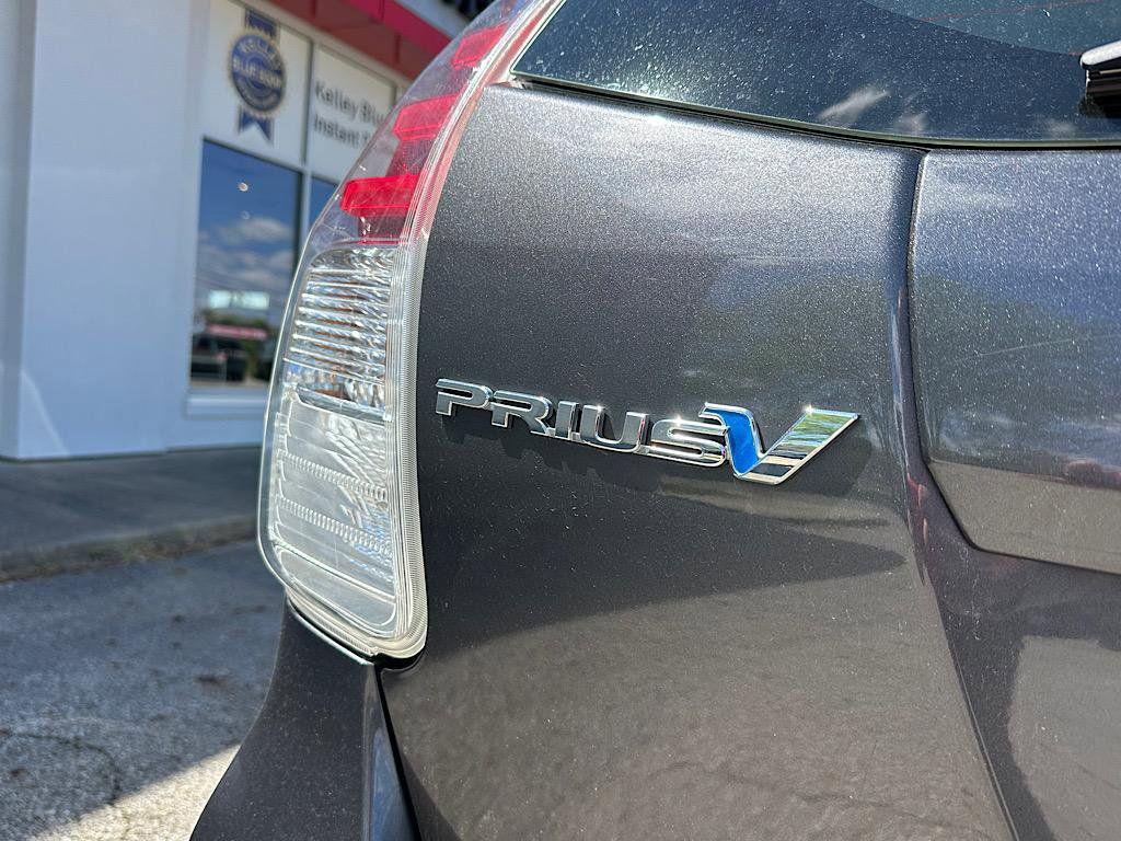 used 2017 Toyota Prius v car, priced at $15,902
