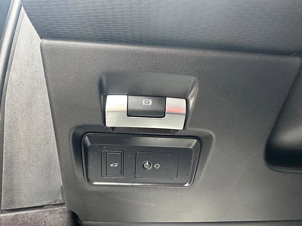 used 2020 Land Rover Range Rover Evoque car, priced at $19,478