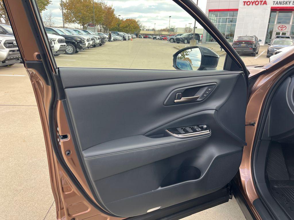 new 2025 Toyota Crown Signia car, priced at $51,143