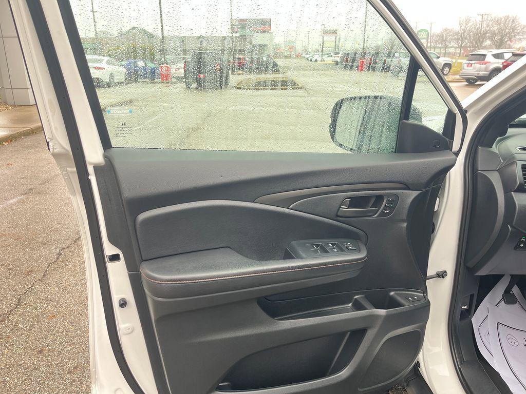 used 2024 Honda Passport car, priced at $31,670