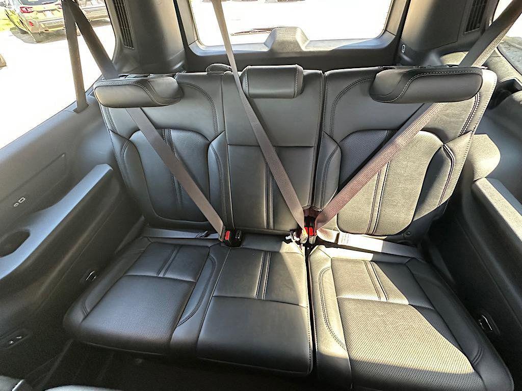 used 2025 Jeep Wagoneer L car, priced at $53,387