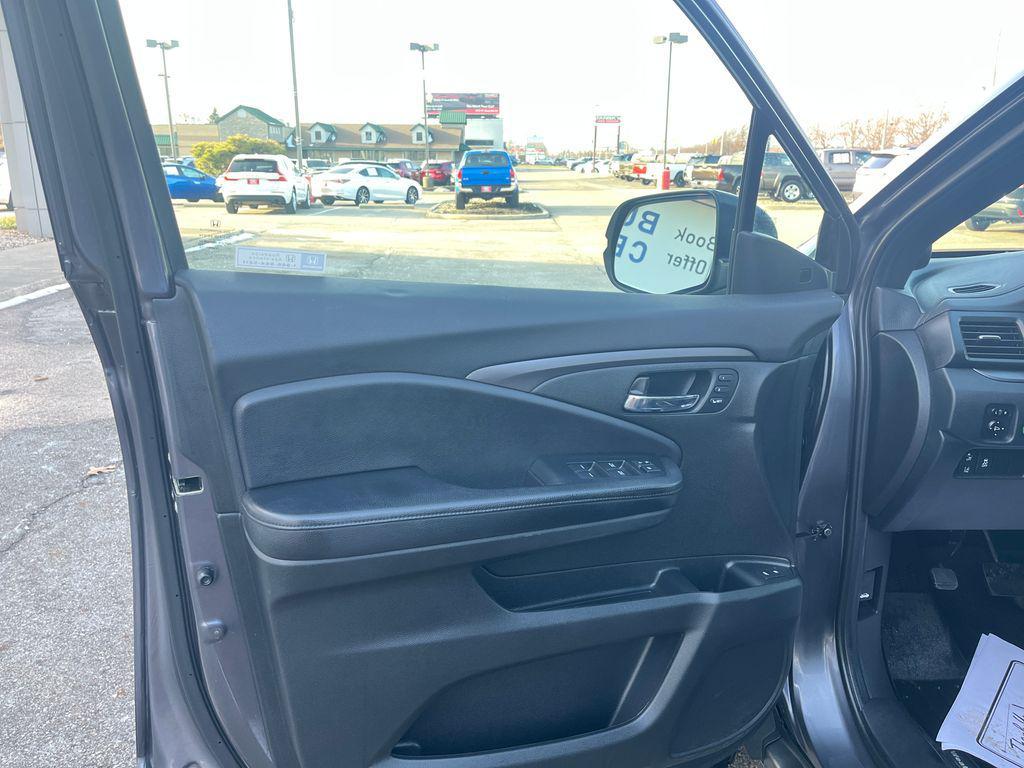 used 2020 Honda Passport car, priced at $19,236