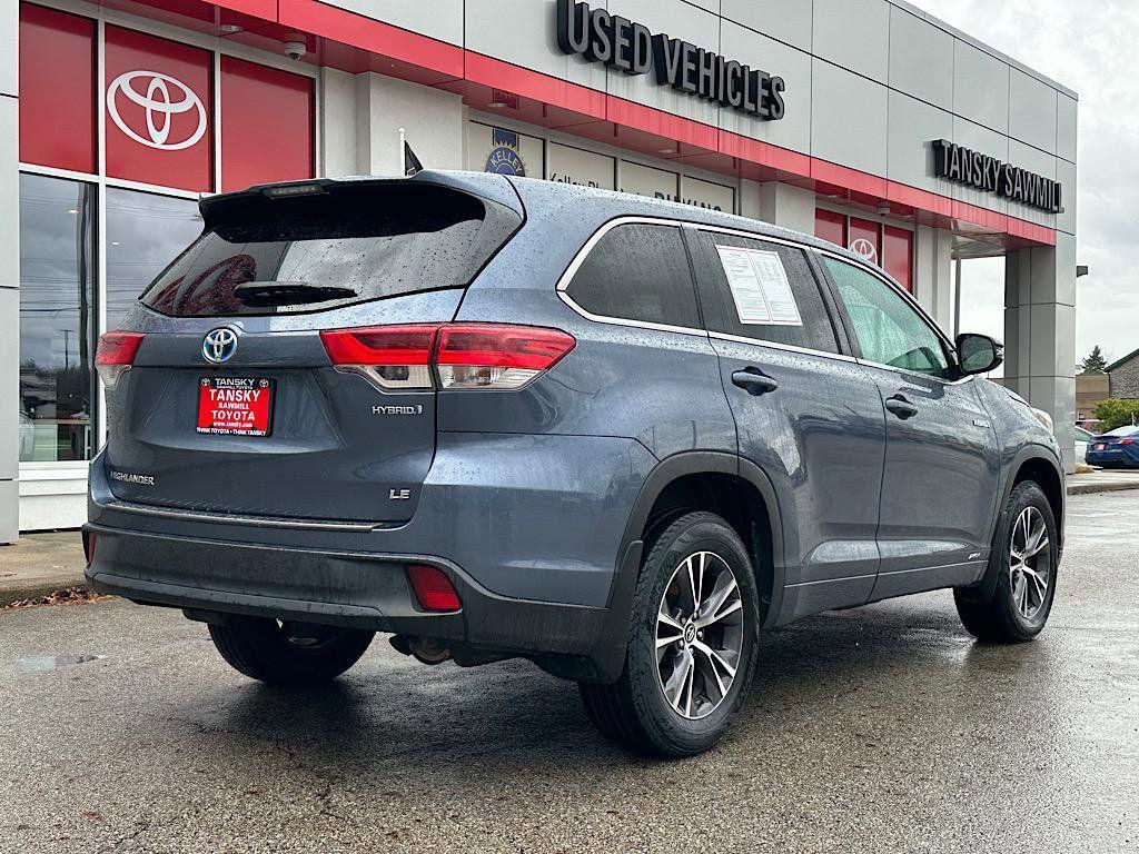 used 2018 Toyota Highlander Hybrid car, priced at $21,906