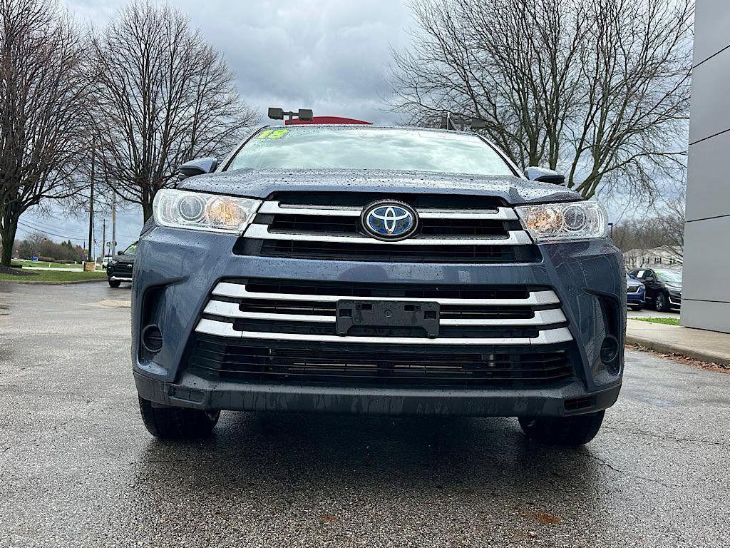used 2018 Toyota Highlander Hybrid car, priced at $21,906
