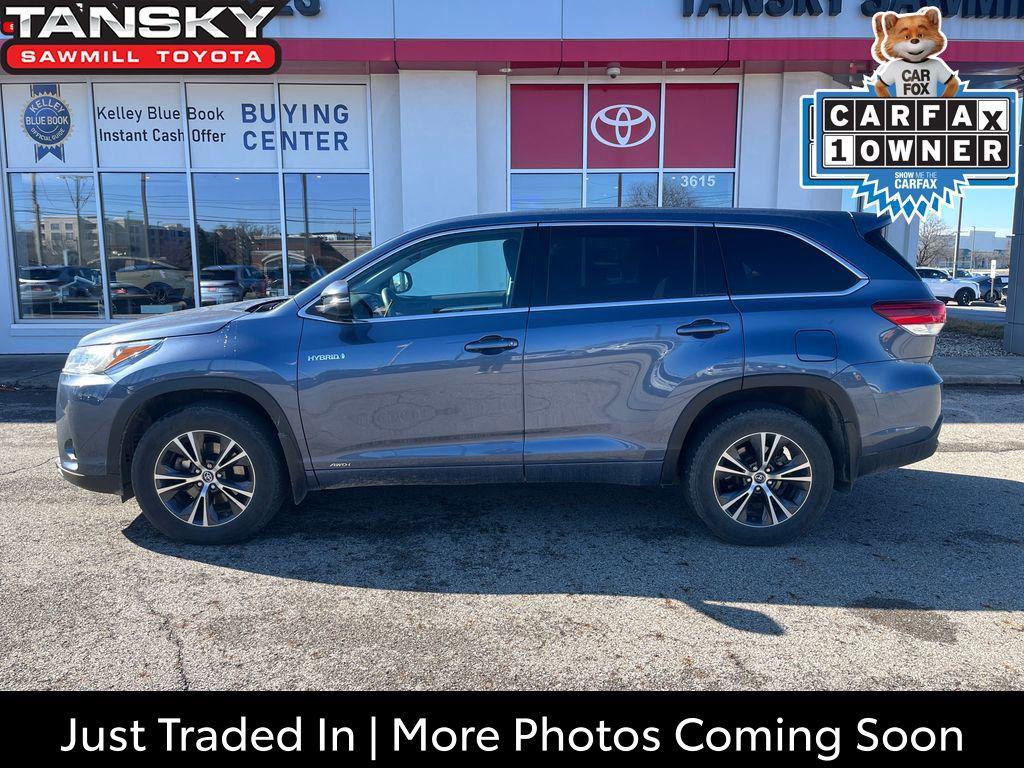 used 2018 Toyota Highlander Hybrid car, priced at $23,404