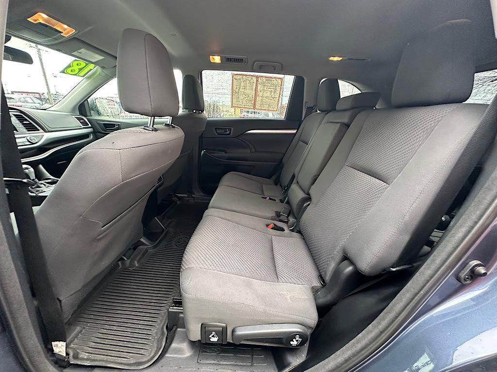 used 2018 Toyota Highlander Hybrid car, priced at $21,906