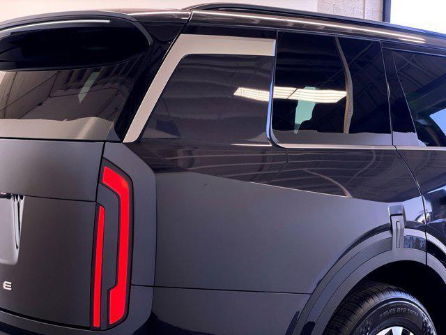new 2027 Kia Telluride Hybrid car, priced at $48,910