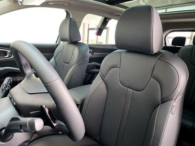 new 2026 Kia Sorento Hybrid car, priced at $42,570