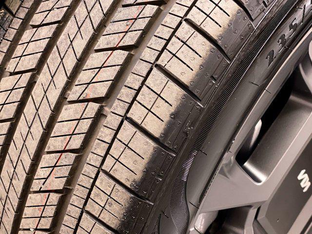 new 2026 Kia Carnival Hybrid car, priced at $45,385