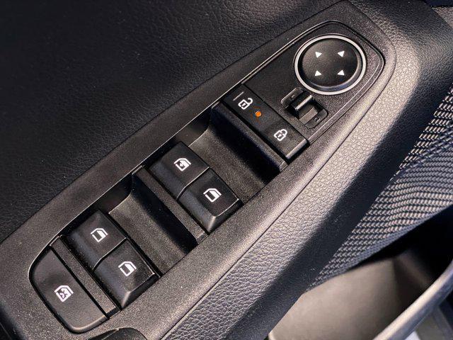 used 2025 Kia Seltos car, priced at $25,988