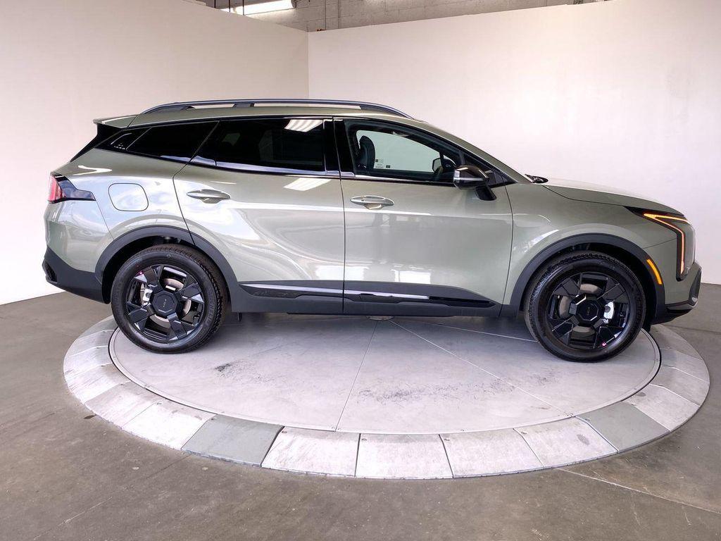new 2026 Kia Sportage Plug-In Hybrid car, priced at $42,270