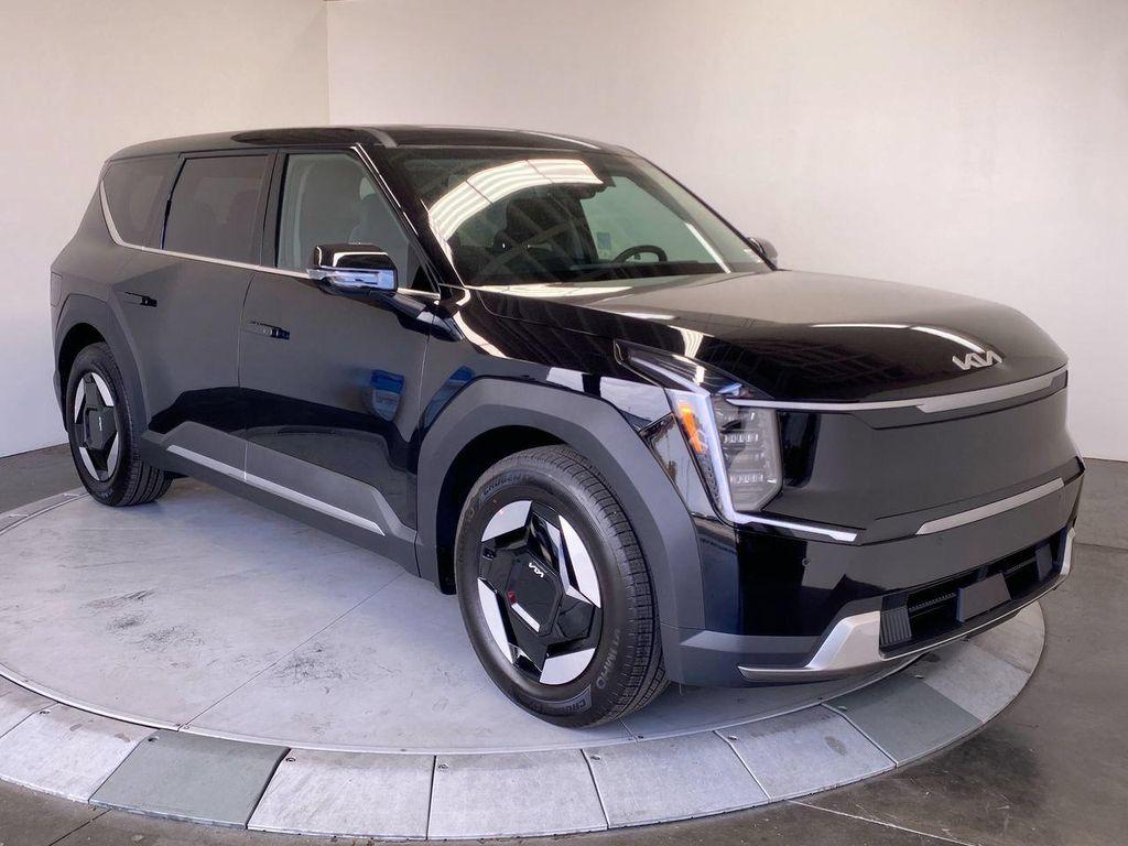 new 2026 Kia EV9 car, priced at $50,725