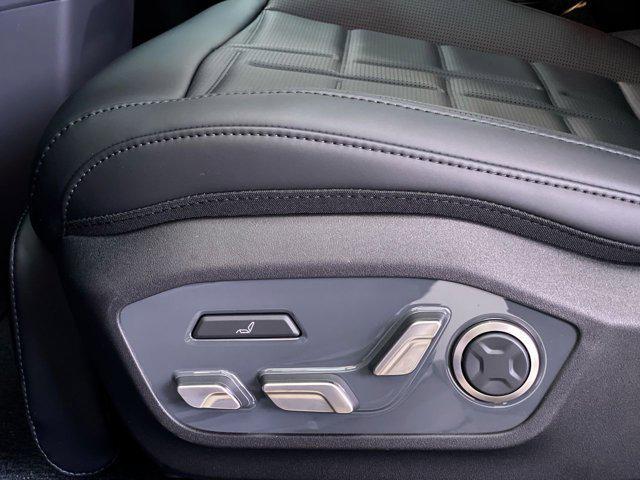 new 2026 Kia EV9 car, priced at $72,285