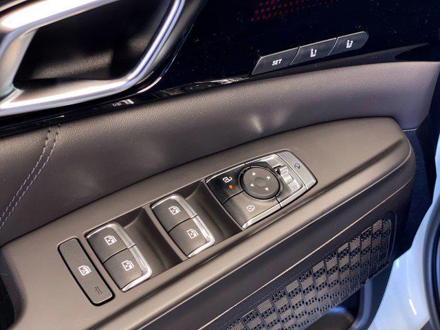 new 2026 Kia Carnival Hybrid car, priced at $55,815