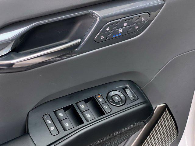 new 2026 Kia EV9 car, priced at $74,780