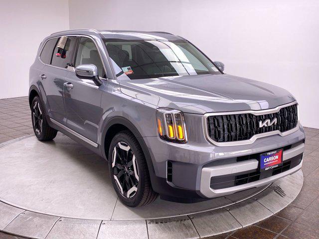 new 2025 Kia Telluride car, priced at $43,820