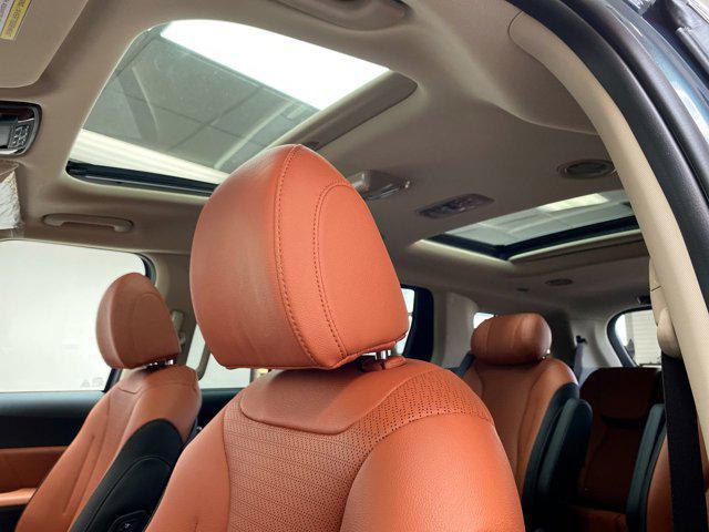 new 2026 Kia Carnival Hybrid car, priced at $55,925