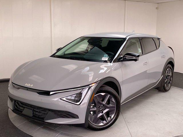 new 2025 Kia EV6 car, priced at $49,915