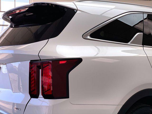 new 2026 Kia Sorento Hybrid car, priced at $43,130