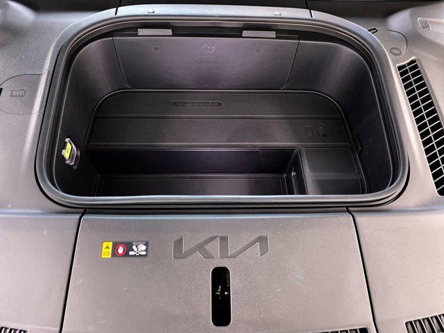 new 2026 Kia EV9 car, priced at $76,795