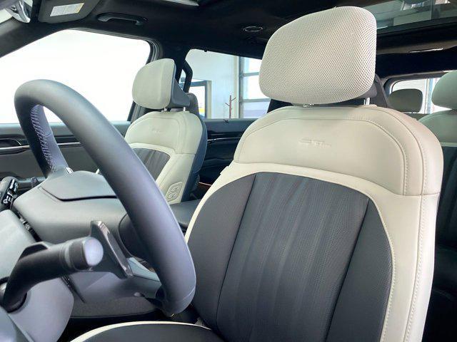 new 2026 Kia EV9 car, priced at $76,795