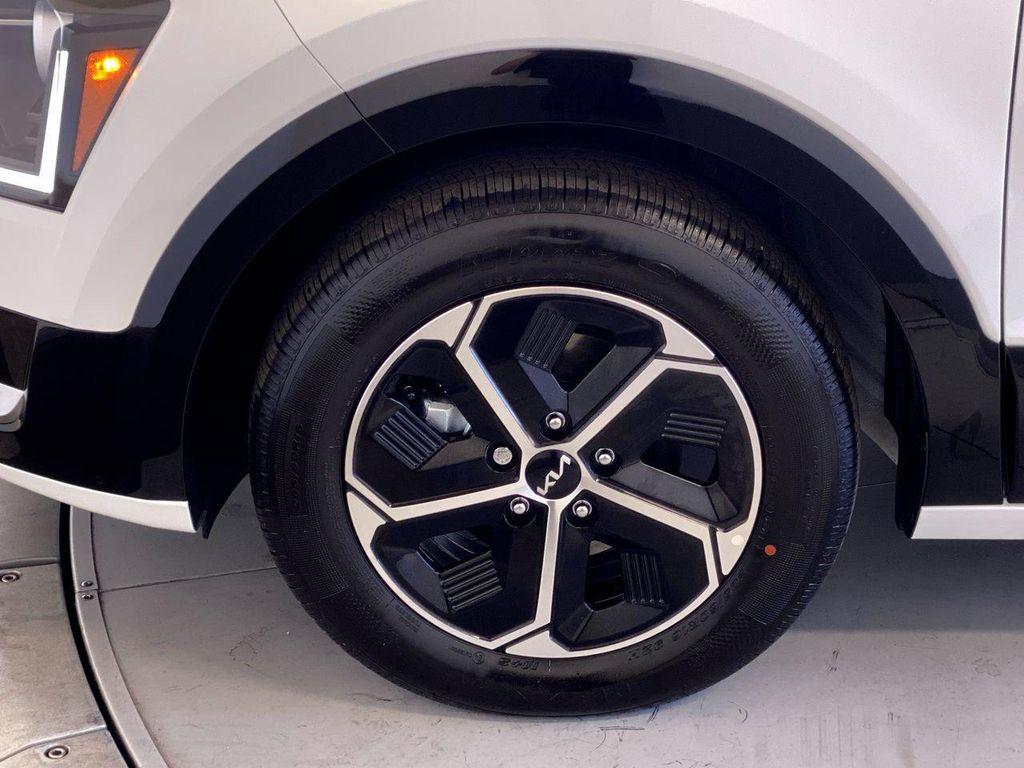new 2026 Kia Niro car, priced at $33,670