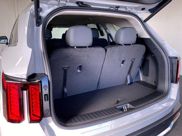 new 2026 Kia Sorento car, priced at $40,465