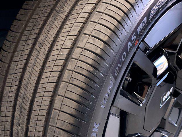 new 2026 Kia EV9 car, priced at $76,780