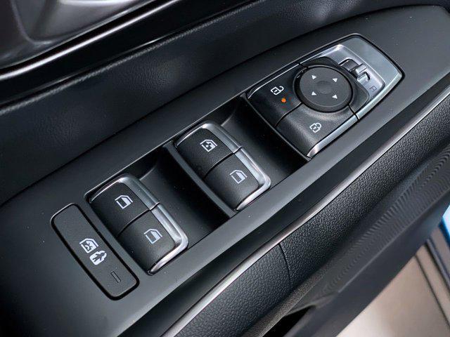 new 2026 Kia Sorento Hybrid car, priced at $40,570