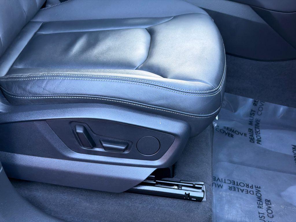 used 2025 Audi Q7 car, priced at $47,500