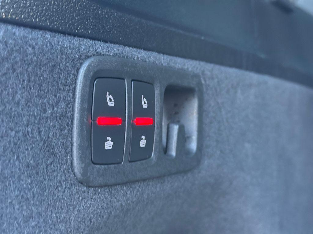 used 2025 Audi Q7 car, priced at $47,500