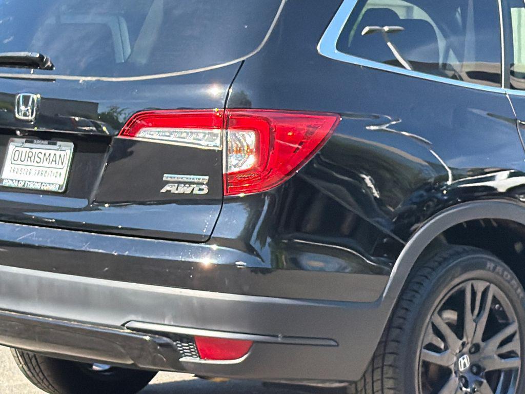 used 2021 Honda Pilot car, priced at $28,999