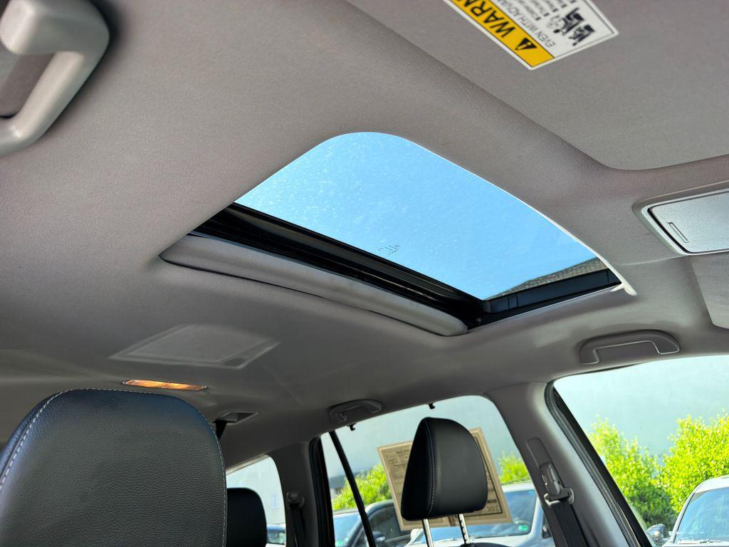 used 2021 Honda Pilot car, priced at $28,999