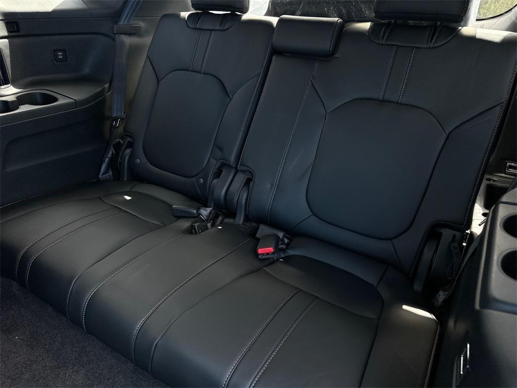 new 2025 Honda Pilot car, priced at $48,192