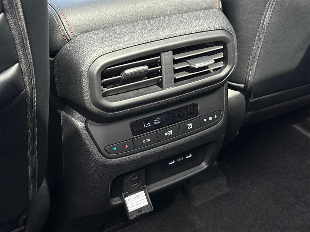 new 2025 Honda Pilot car, priced at $48,192