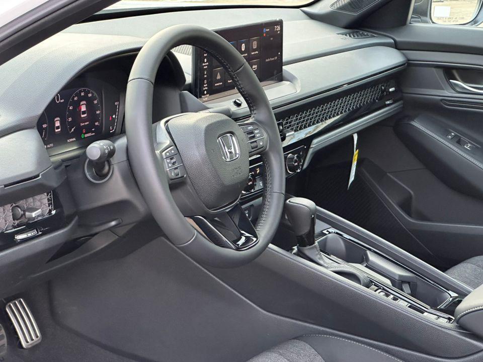 new 2025 Honda Accord Hybrid car, priced at $33,655