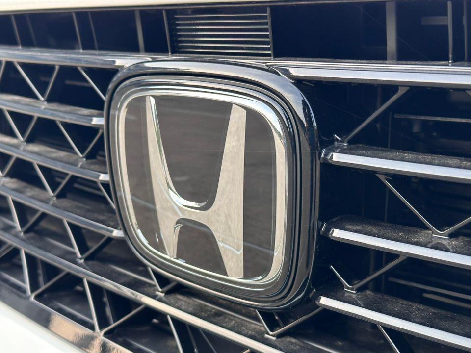 new 2025 Honda Accord Hybrid car, priced at $33,655