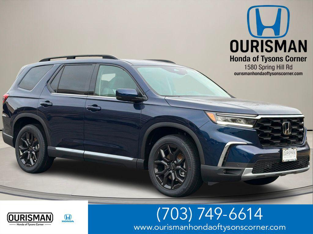 new 2025 Honda Pilot car, priced at $48,739
