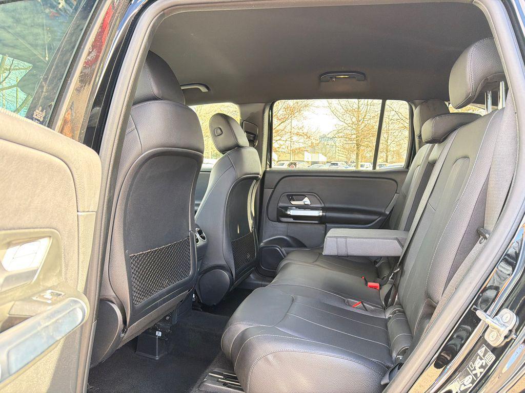 used 2024 Mercedes-Benz GLB 250 car, priced at $32,000