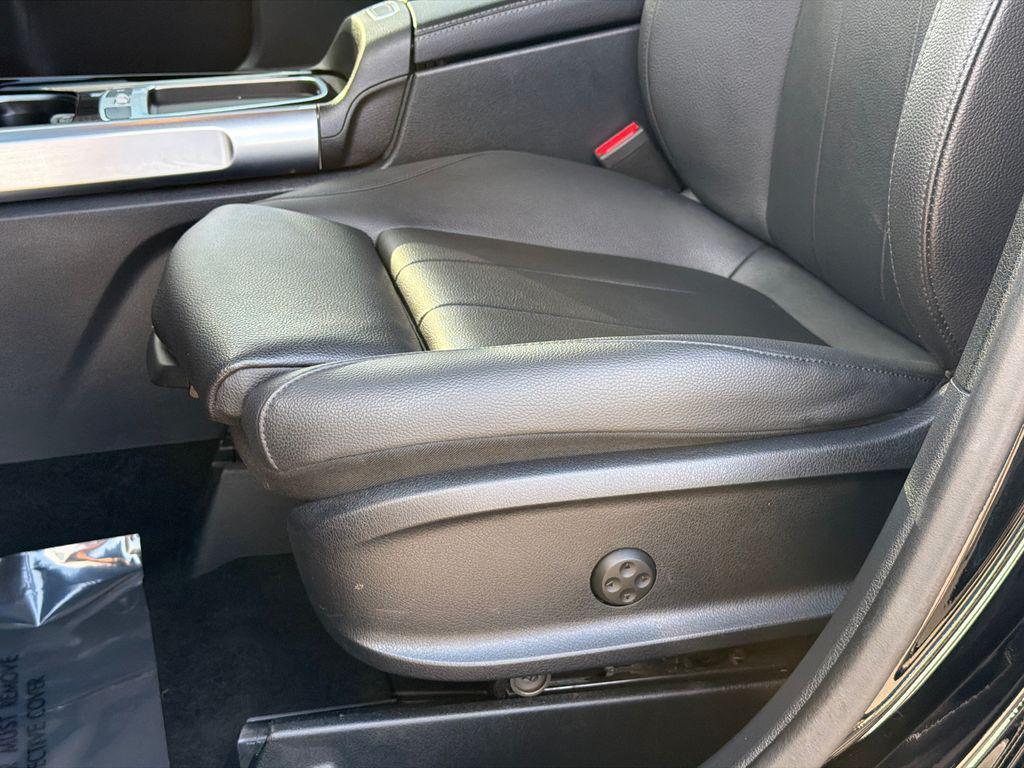 used 2024 Mercedes-Benz GLB 250 car, priced at $32,000