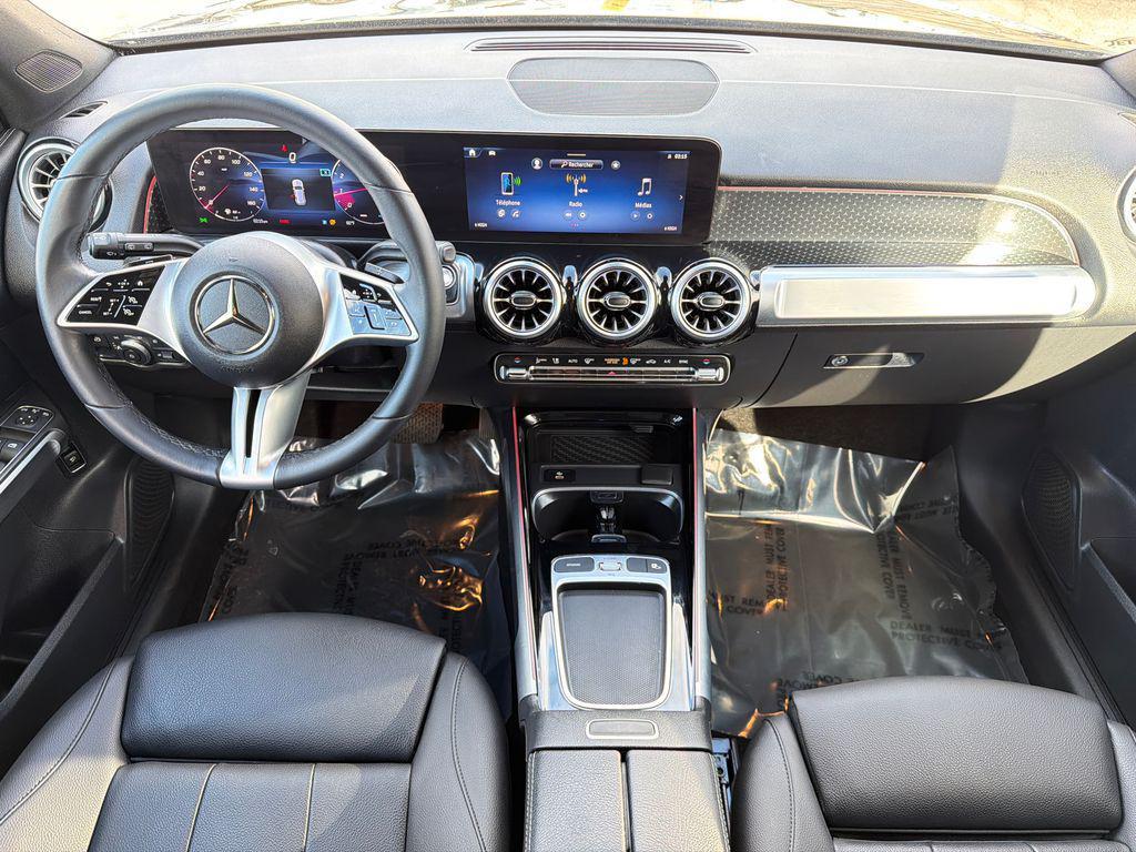 used 2024 Mercedes-Benz GLB 250 car, priced at $32,000