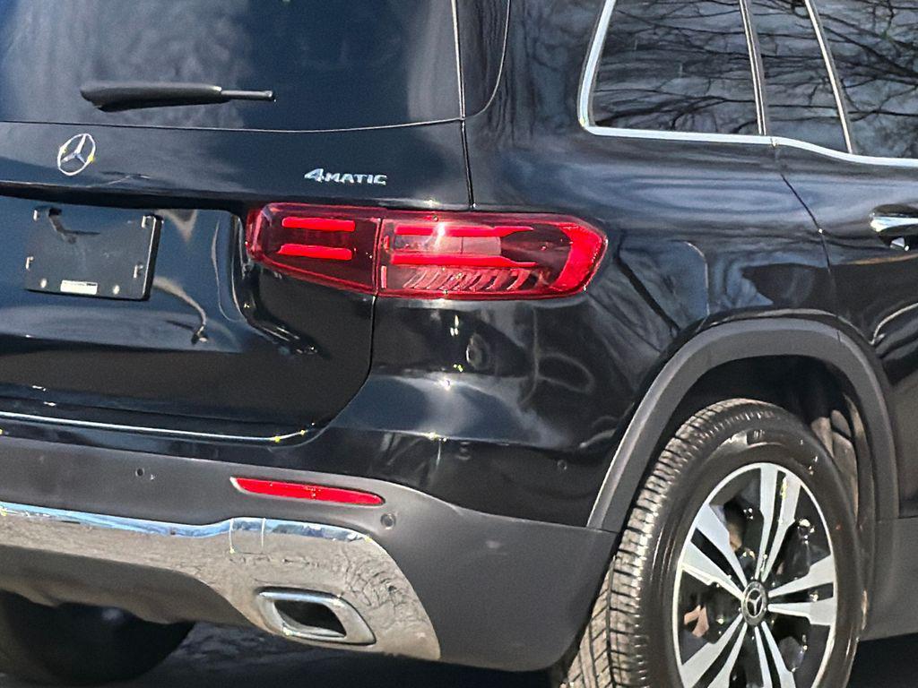 used 2024 Mercedes-Benz GLB 250 car, priced at $32,000