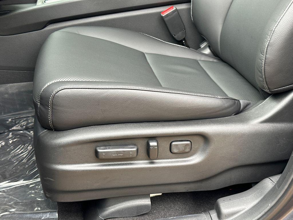 new 2025 Honda Ridgeline car, priced at $39,832