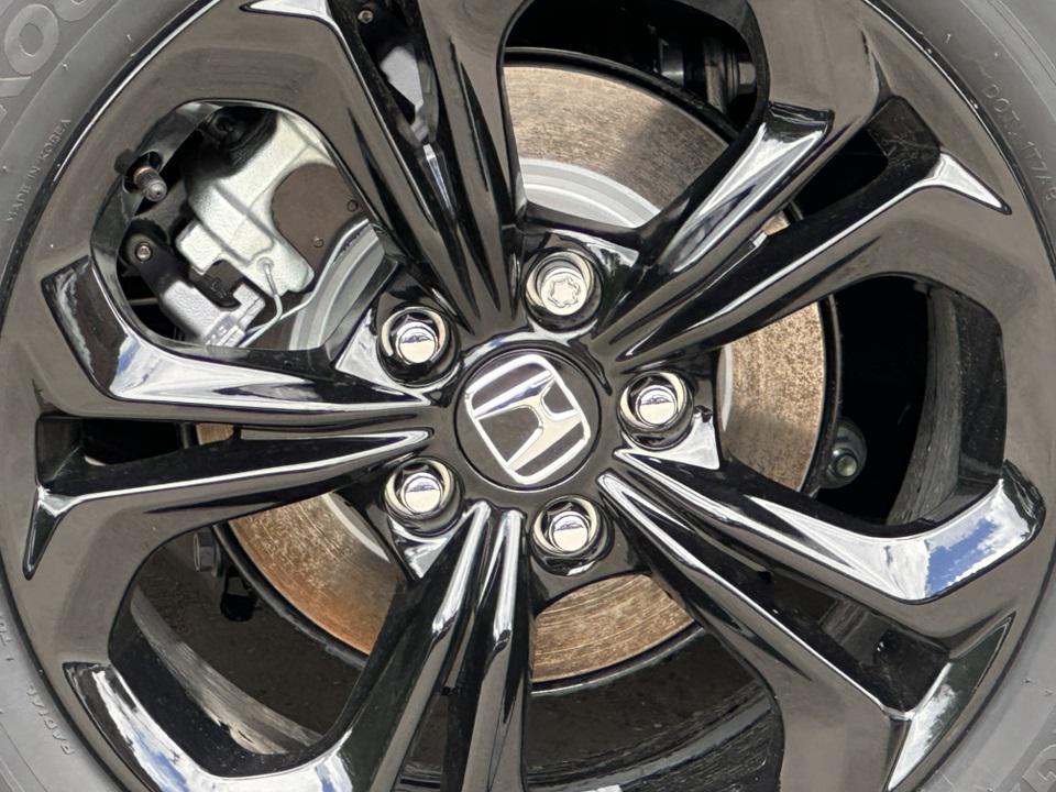 new 2025 Honda Accord car, priced at $30,274